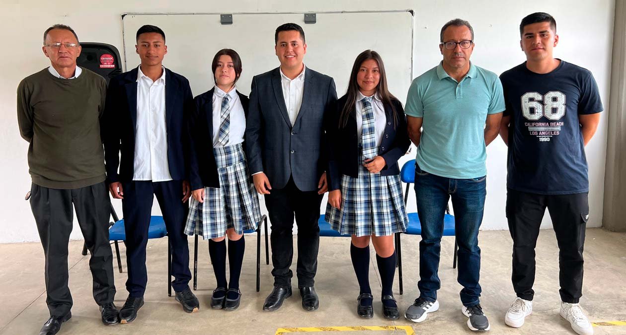 Estudiantes De La Instituci N Educativa Sagrado Coraz N De Jes S