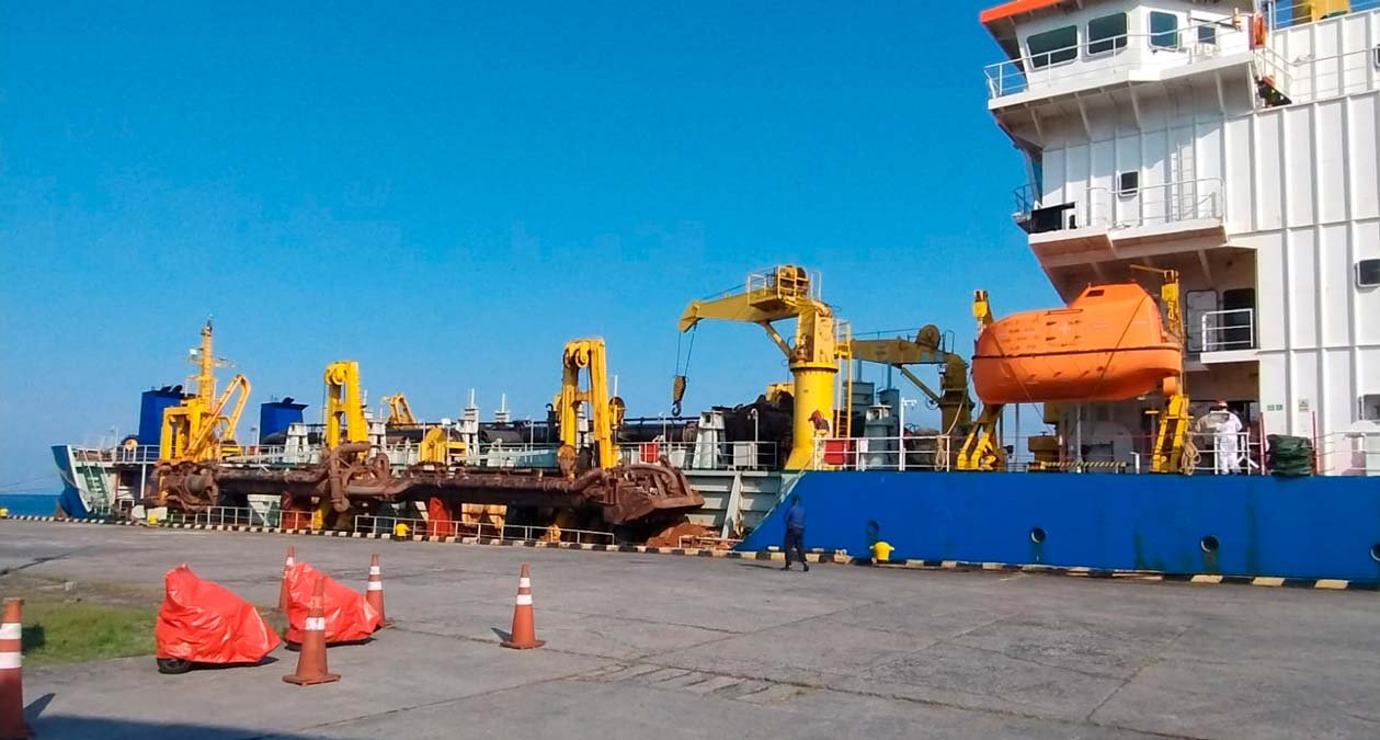 Inician Obras De Dragado En El Canal De Acceso Al Puerto De Tumaco