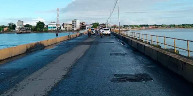 Puente de El Morro, Tumaco