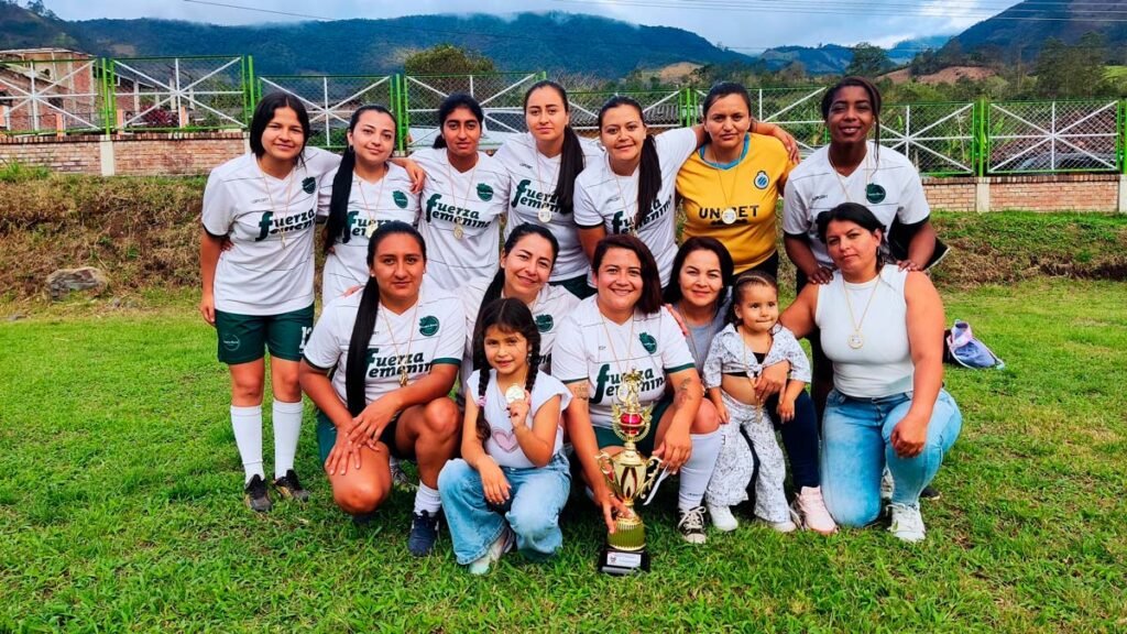 Equipo de fútbol Fuerza Femenina