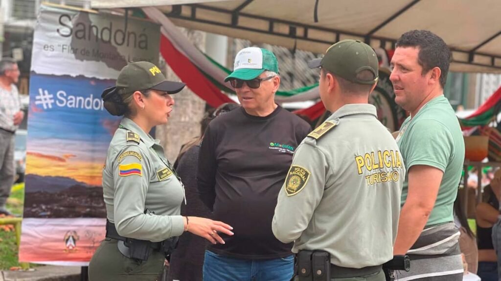 Policía de turismo