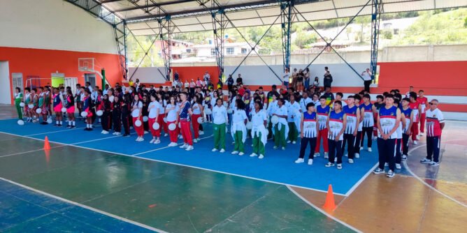 Deportistas Intercolegiado de voleibol