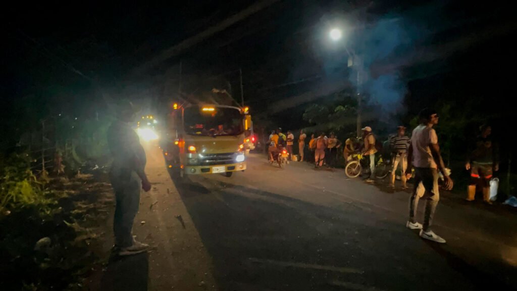 Levantan bloqueo de la vía Pasto - Tumaco