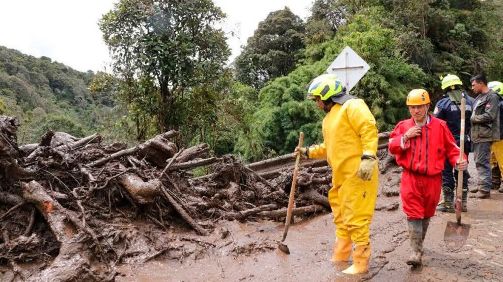 Búsqueda de cuerpos en El Encano tras la avalancha