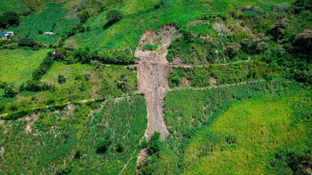 Deslizamiento en Ancuya afecta dos vías departamentales