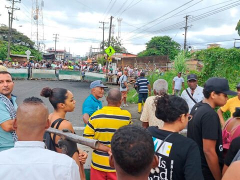 Bloqueo Tumaco, en la vía Tumaco - Pasto
