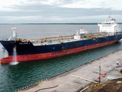 Buque de gran calado llegó a Tumaco con combustible de Estados Unidos