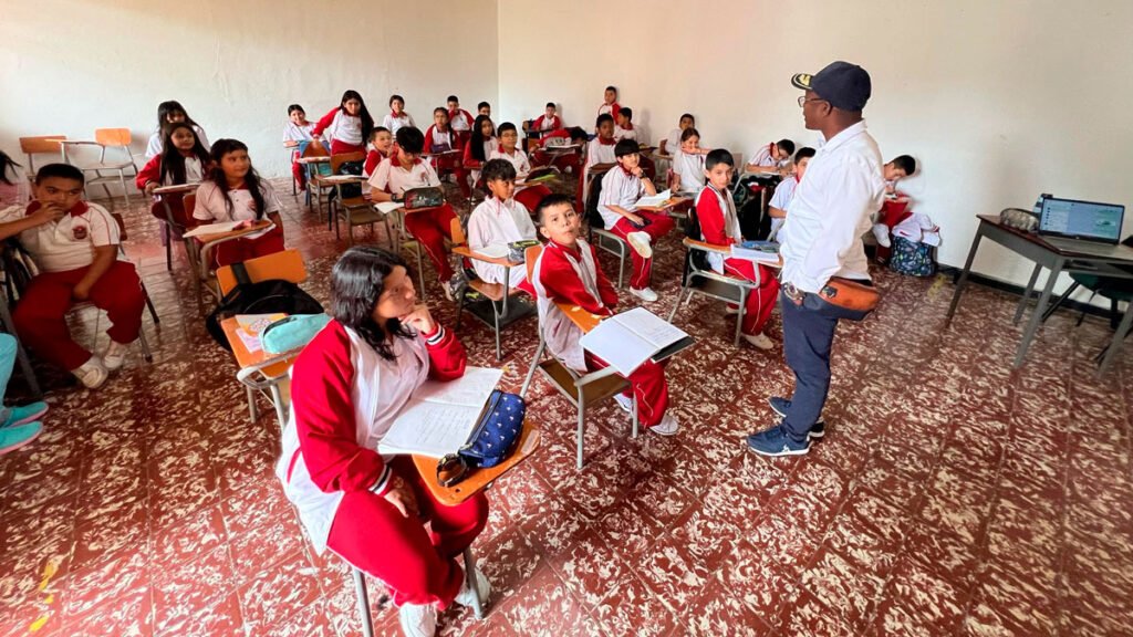 Docente y estudiantes de Nariño