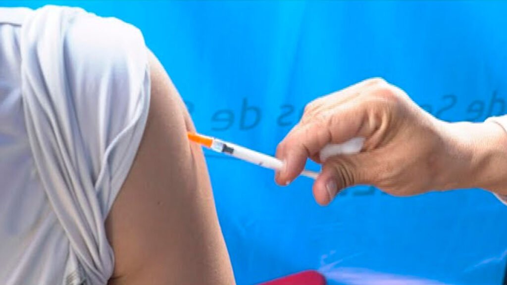 Vacunación contra la fiebre amarilla