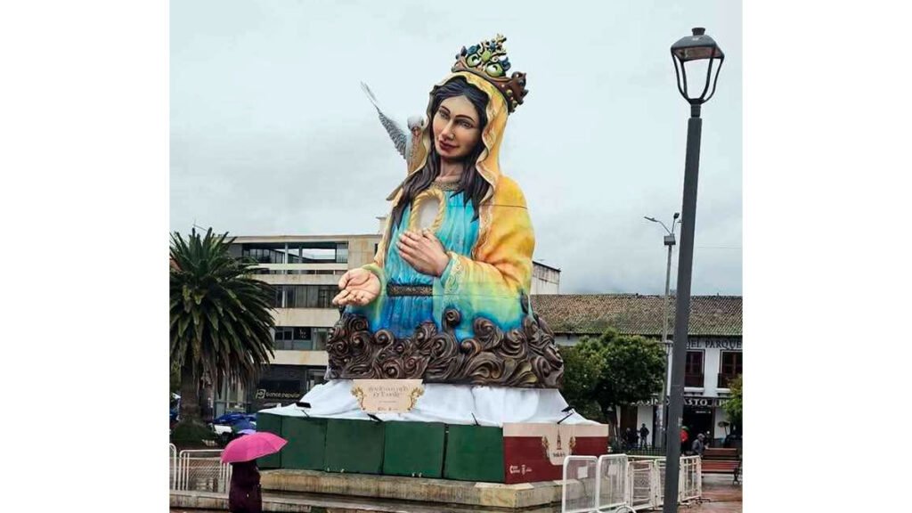 Virgen de la Encarnación en el Parque Nariño de Pasto