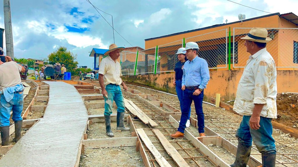 Construcción de placa huella en la Floresta, Plan Ingenio, Sandoná