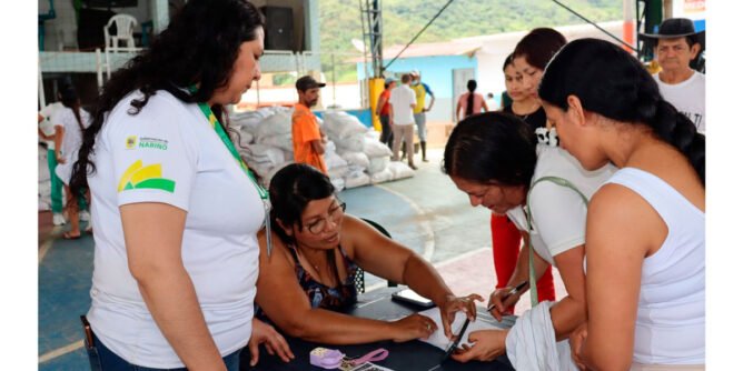 Entrega de ayudas en Cumbitara