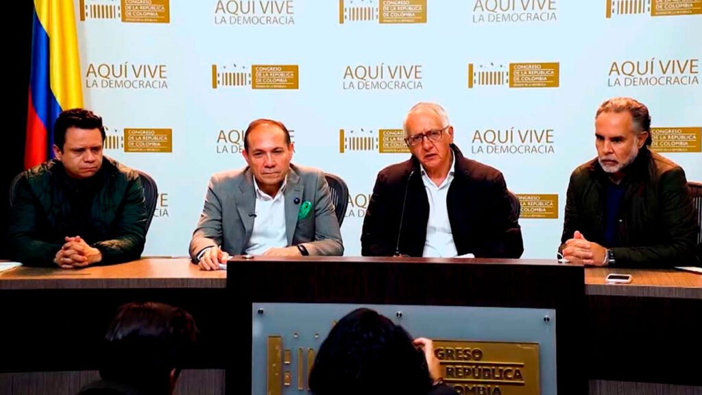 Ministros radicaron nueva consulta popular en el Senado de la República