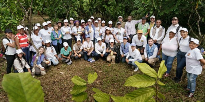 Proyecto Raíces impulsa a las mujeres de Tumaco