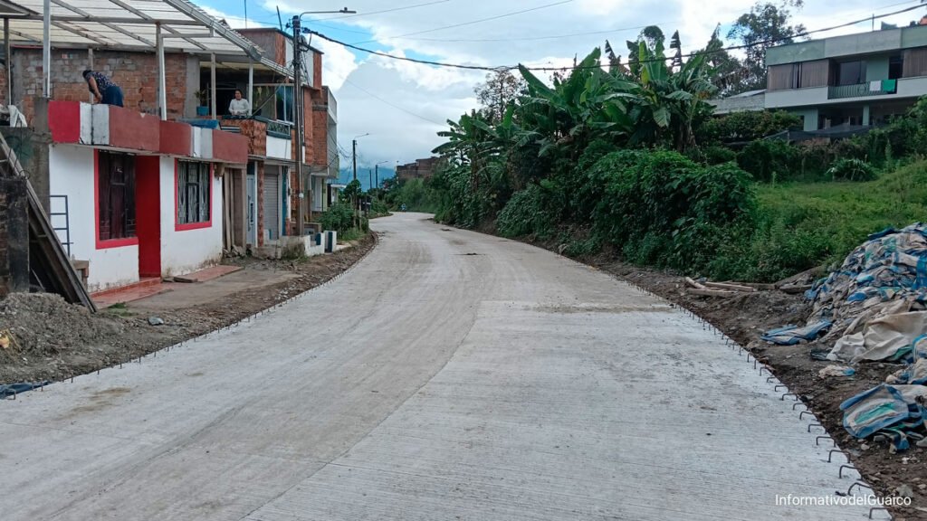 Vía al barrio Porvenir