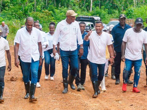 Visita del gobernador de Nariño a Roberto Payán