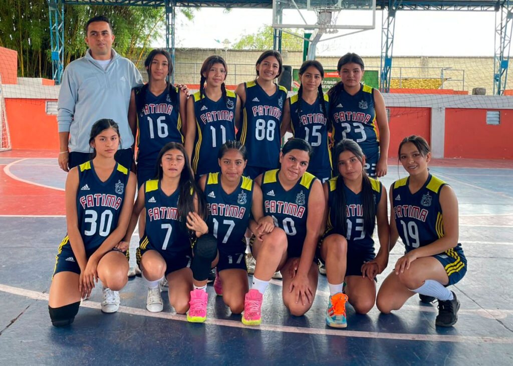 Equipo de baloncesto femenino juvenil del colegio Fátima de Sandoná