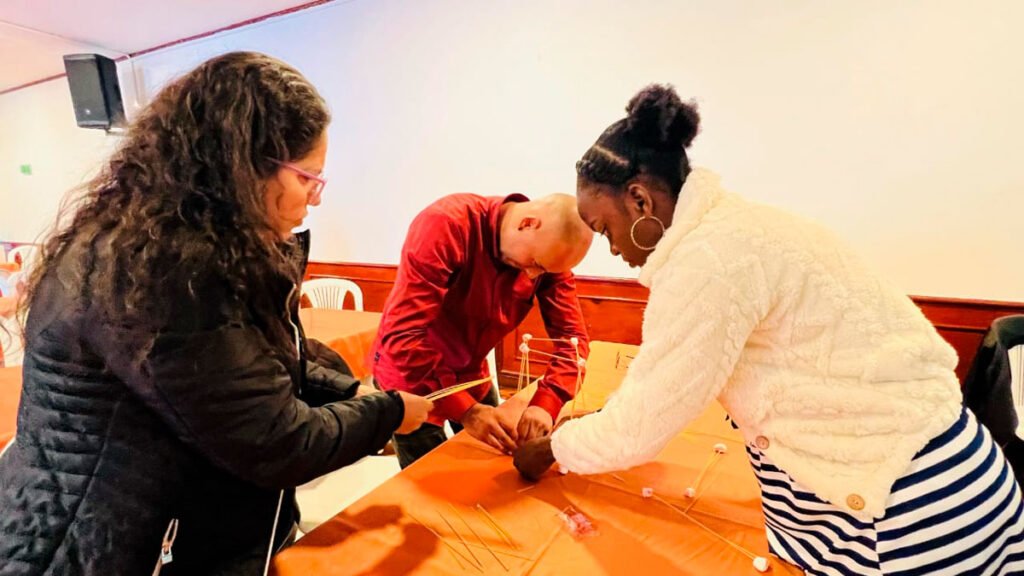Docentes se capacitan en educación inclusiva