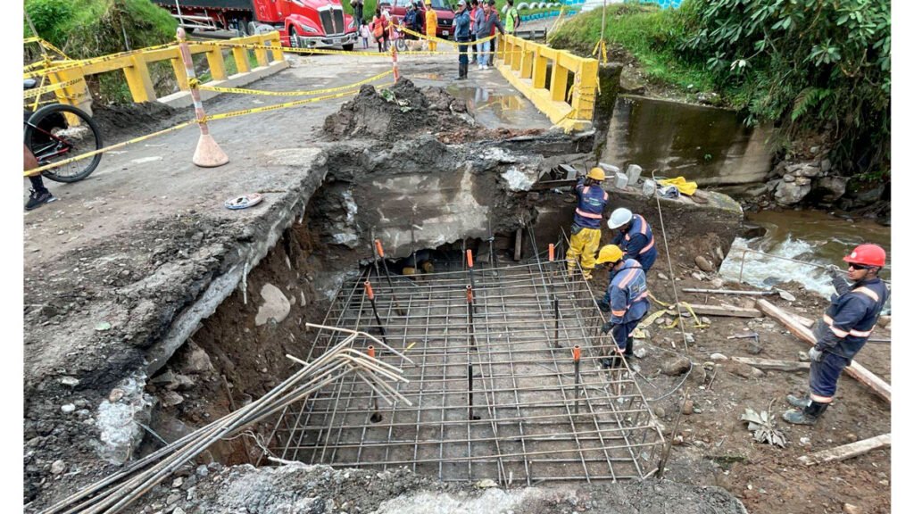 Empezó la demolición del Puente Negro, Santiago, Putumayo