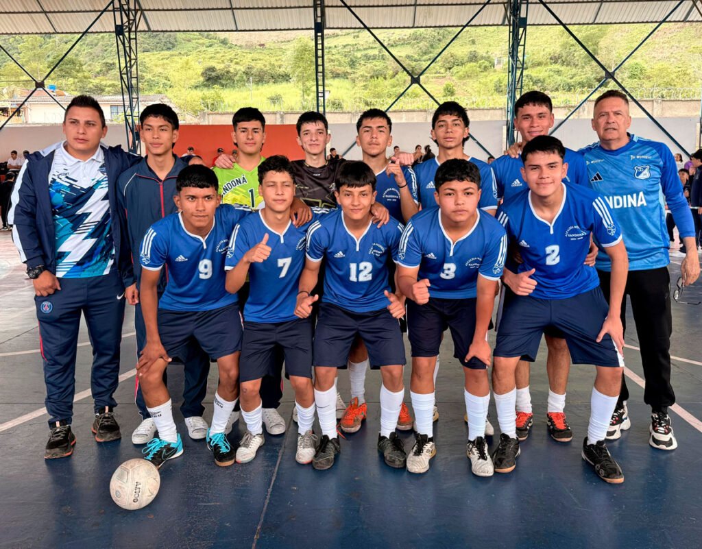 Equipo de fútbol de salón masculino de la IE Santo Tomás de Aquino de Sandoná