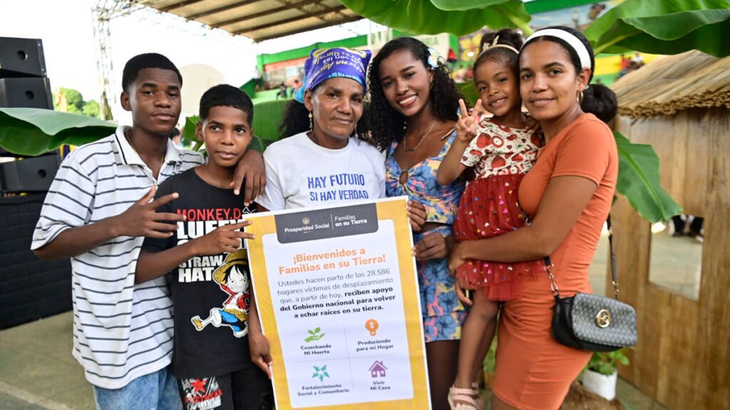 Programa Familias en su Tierra