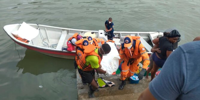Rescate de contratistas de Cedenar del río Telembí