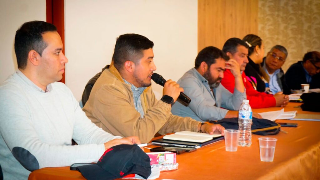 Revisan planes de gestión del riesgo en municipios aledaños al volcán Galeras