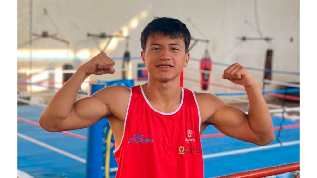 Boxeador sandoneño Joseph López gana medalla de plata en torneo internacional en Ecuador