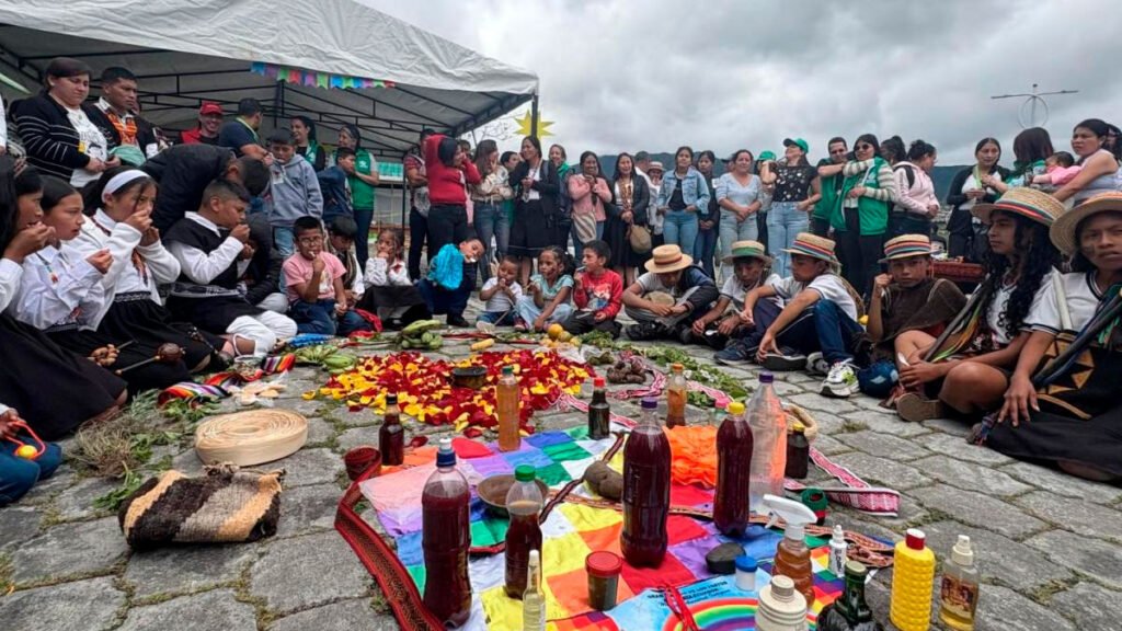 Día de la niñez y adolescencia indígena
