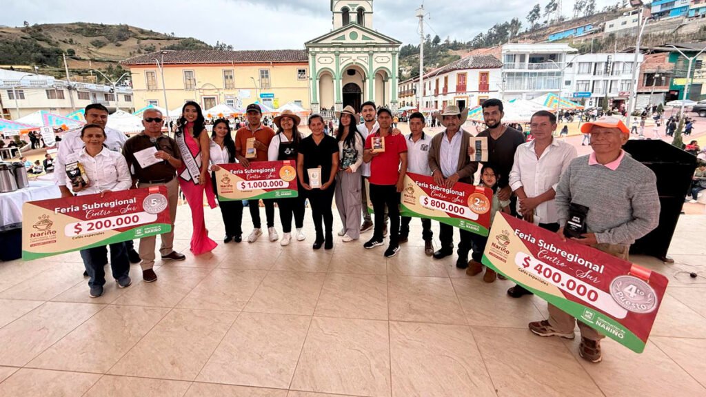 Feria subregional de café en Funes