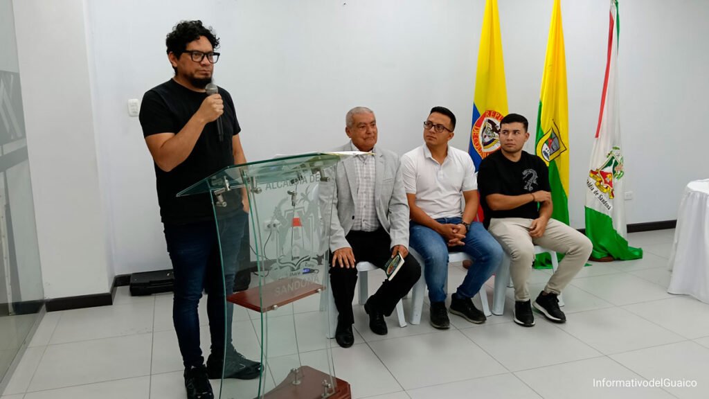 Lanzamiento del libro Guaicosas de Sofonías Rodríguez Montezuma