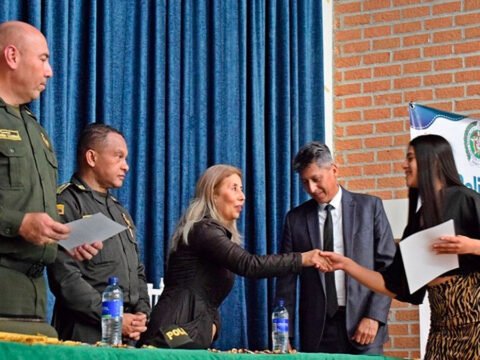 Jóvenes de Pasto se graduaron de técnicos en sistemas