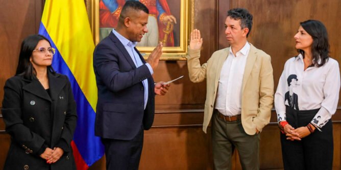 Posesión del ingeniero Mauricio Bastidas Bedoya como director de Corponariño