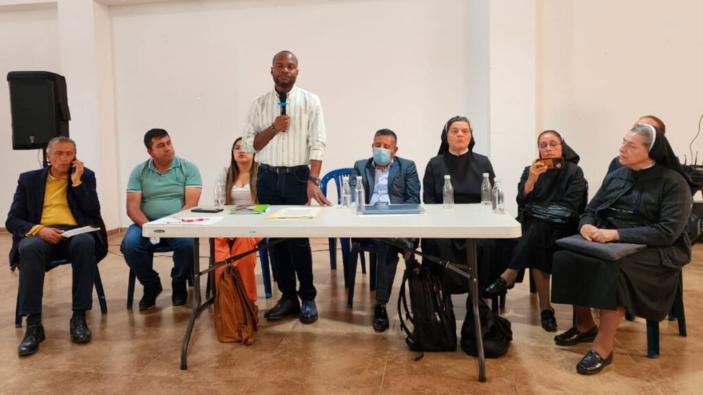 Regresaron las clases a la IE Sagrado Corazón de Jesús de El Tambo