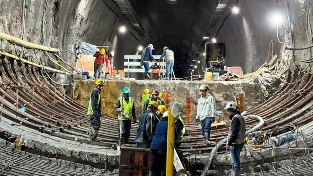 Trabajos en el túnel de Daza