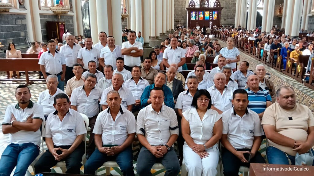 Transportadores de Sandoná en la eucaristía de fiesta