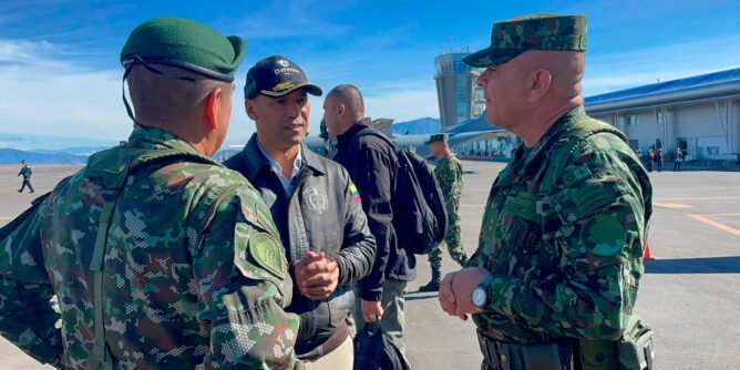 Ministro de Defensa, Pedro Sánchez, en Chachagüí