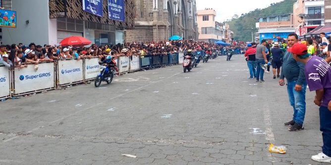 Motociclismo en Sandoná