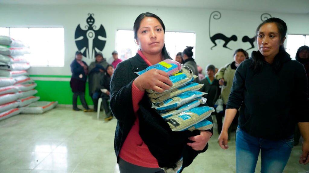 Mujeres de Mueses, Potosí, fortalecen productividad agropecuaria