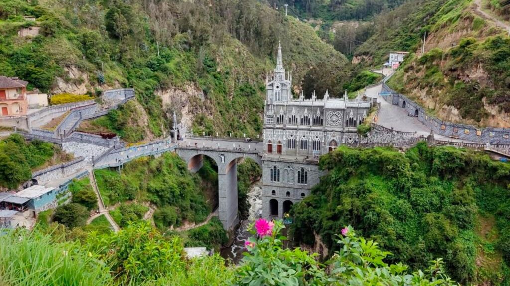 Santuario de Nuestra Señora de Las Lajas, ubicado en Ipiales