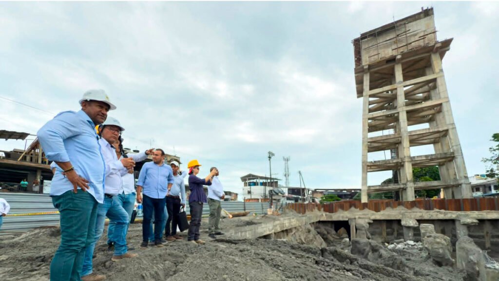 Supervisan obras del acueducto de Tumaco