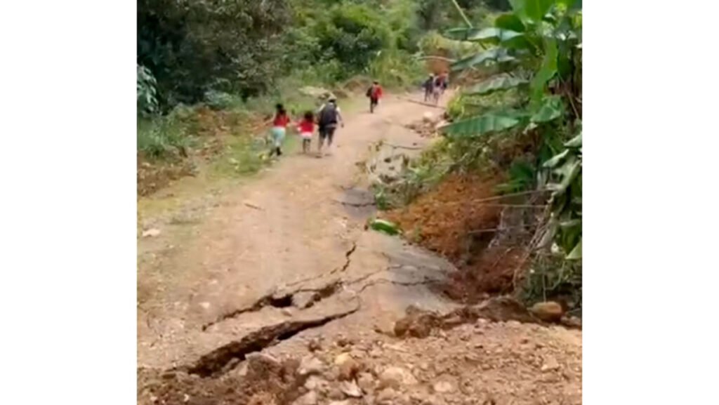 Deslizamiento en la vereda Arrayanal, Santacruz