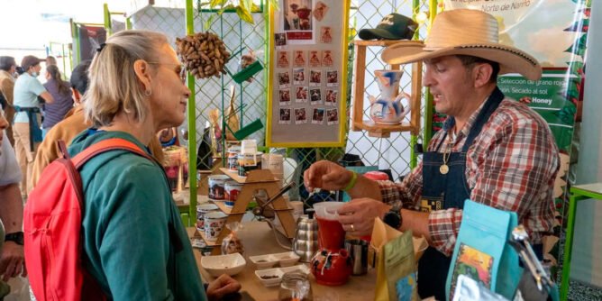 Mejora Taza de Café, en su segundo día