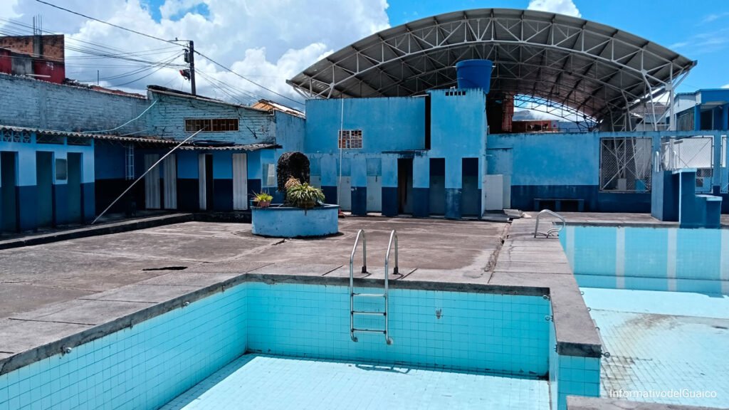 Piscina IE Santo Tomás de Aquino de Sandoná