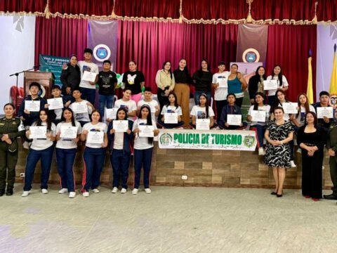 Grados de guardianes de turismo en Sandoná