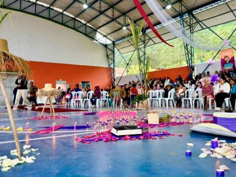 Jornada contra la violencia de la mujer y relanzamiento de la campaña contra la pólvora