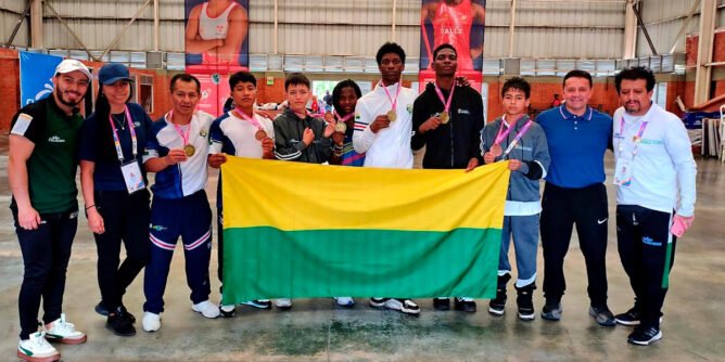 Luchadores de Nariño en los Juegos Intercolegiados