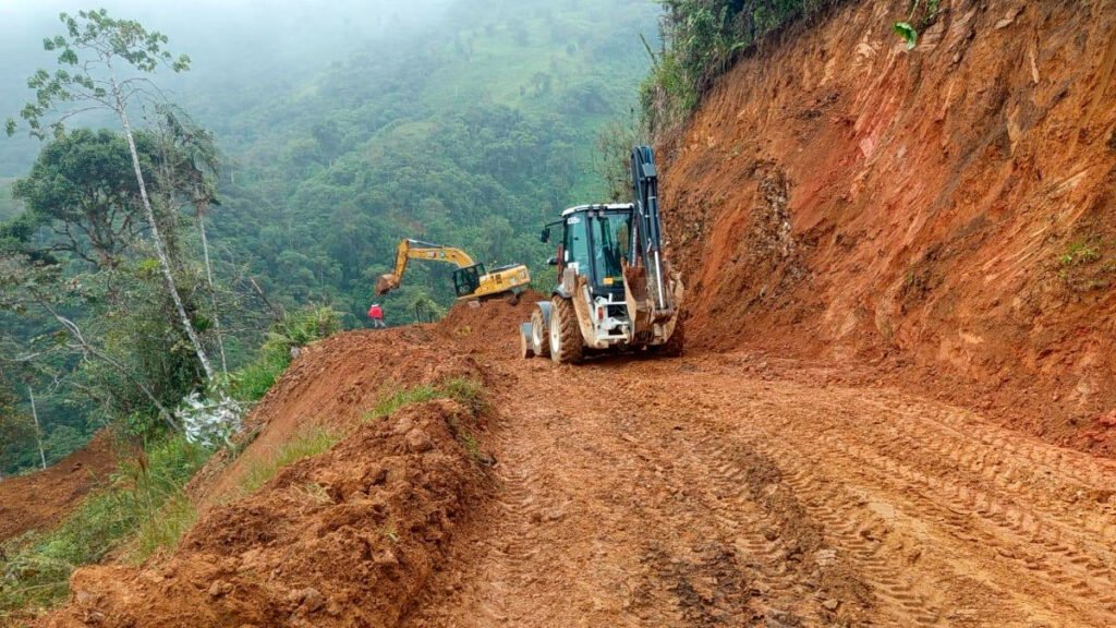 Recuperación de una vía rural en Nariño