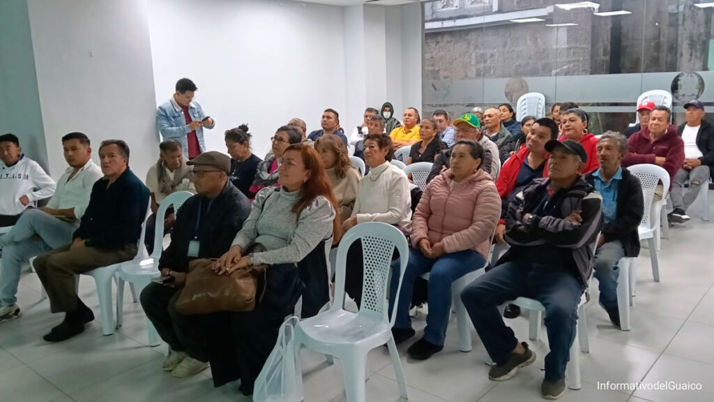 Socialización del proyecto de peatonalización del parque de Sandoná