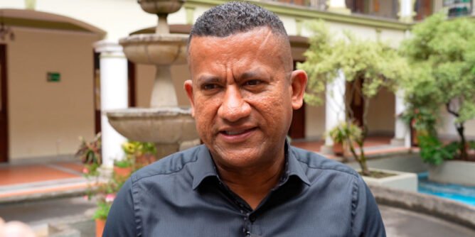 Gobernador Luis Alfonso Escobar